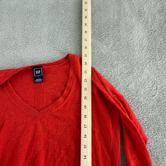 GAP Womens V-Neck Sweater Small Extra Fine Merino Wool Red Knit Long Sleeve 4848 - Picture 5 of 7